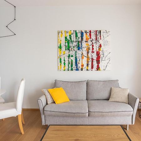 Suite 51 Appartamento Con Terrazzo A 50 Mt Dal Lago - Private Parking (Adults Only) Arona Exterior foto