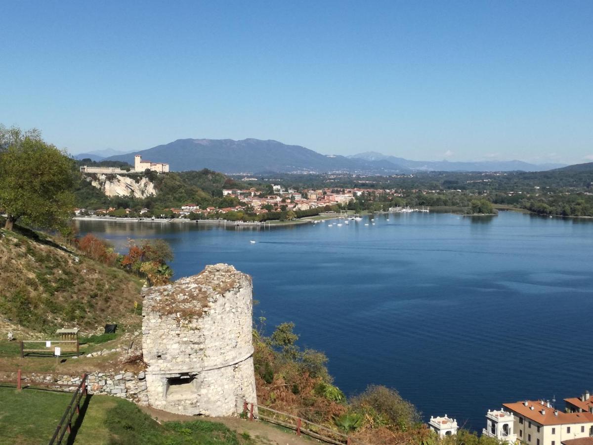 Suite 51 Appartamento Con Terrazzo A 50 Mt Dal Lago - Private Parking (Adults Only) Arona Exterior foto